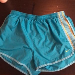 Running shorts